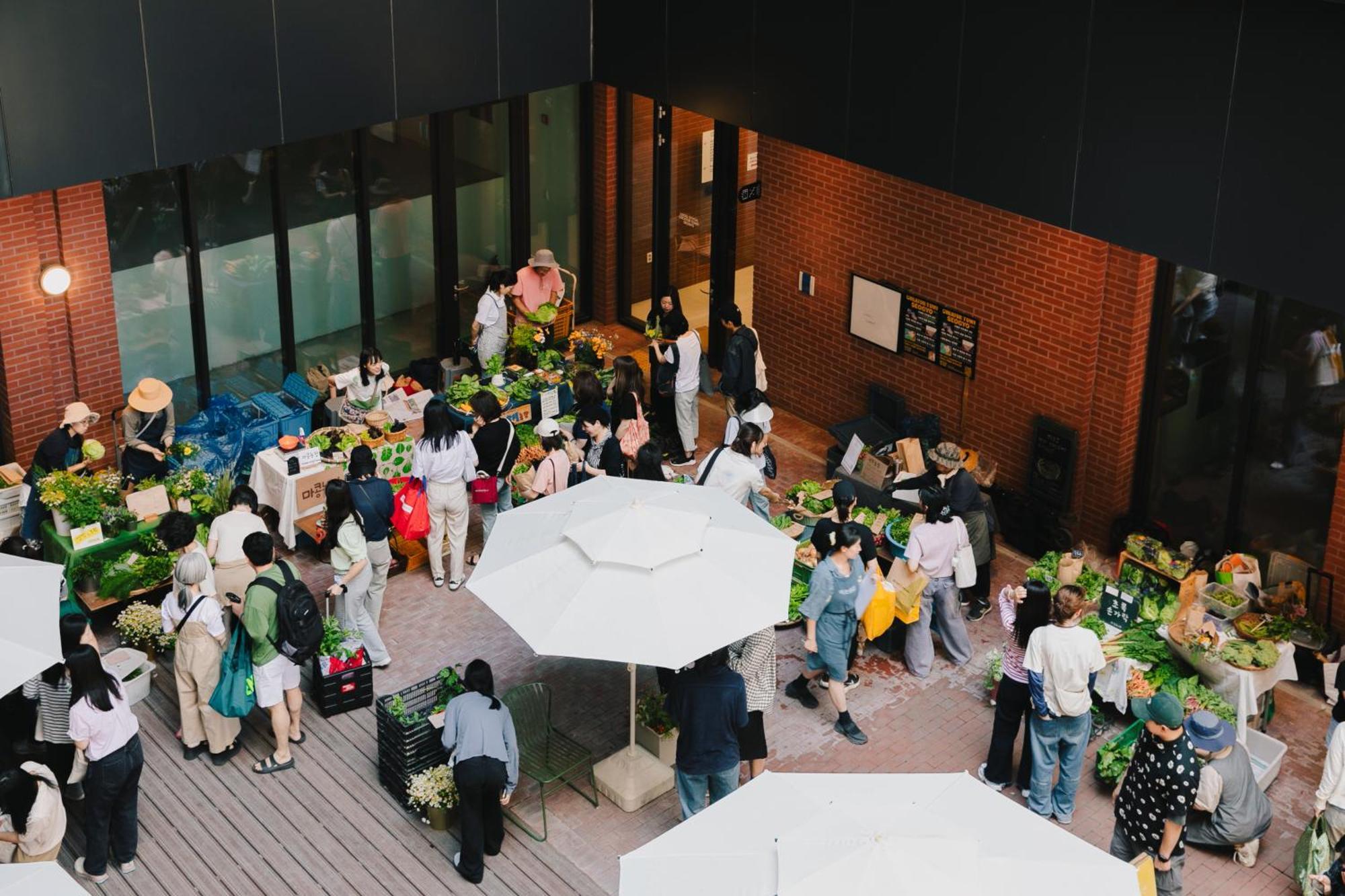 Local Stitch Creator Town Seogyo Hotel Seoul Exterior photo